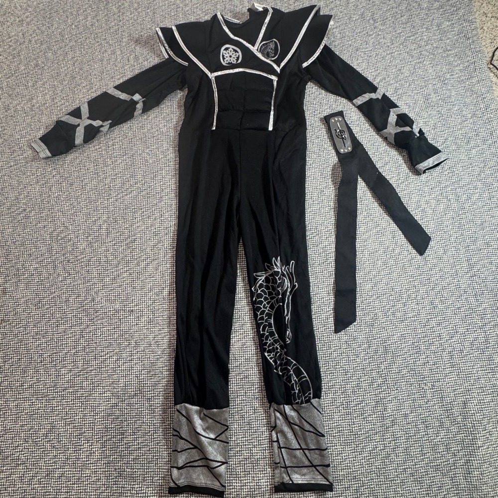 Spooktacular Creations Kids Ninja Costume Muscle Chest Jumpsuit Black Silver L